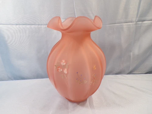 Fenton Pink Satin Glass Hand Painted Vase w/ Ribbed Design Pink White Flowers