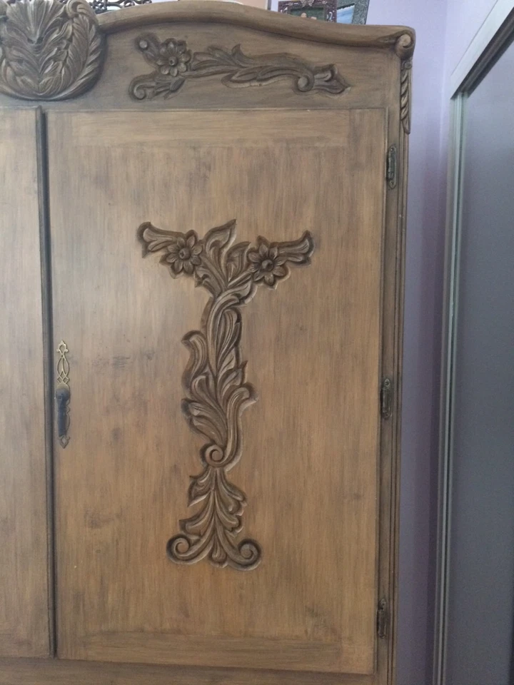 A Solid Wood Spanish/Mexican style armoire - Image 2 of 4