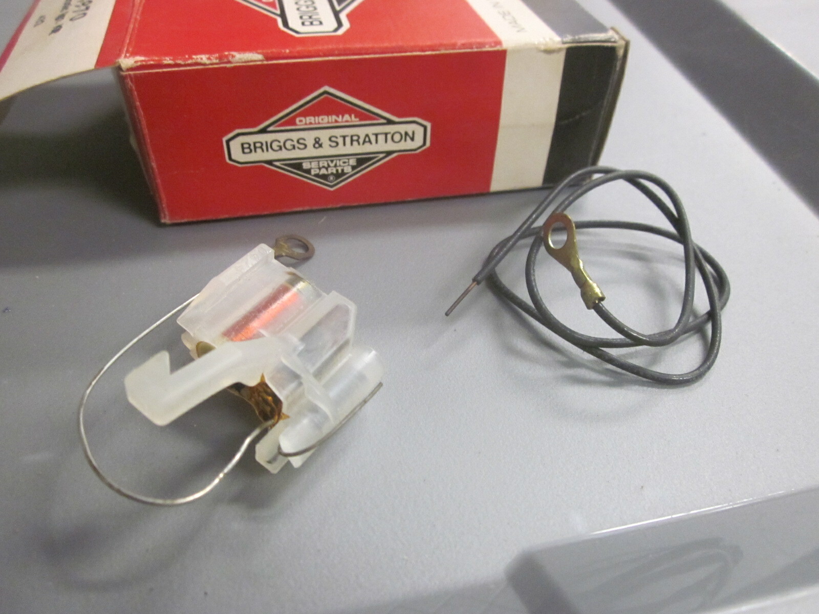 NOS Briggs & Stratton Ignition Kit 394970 Qty 1 eBay