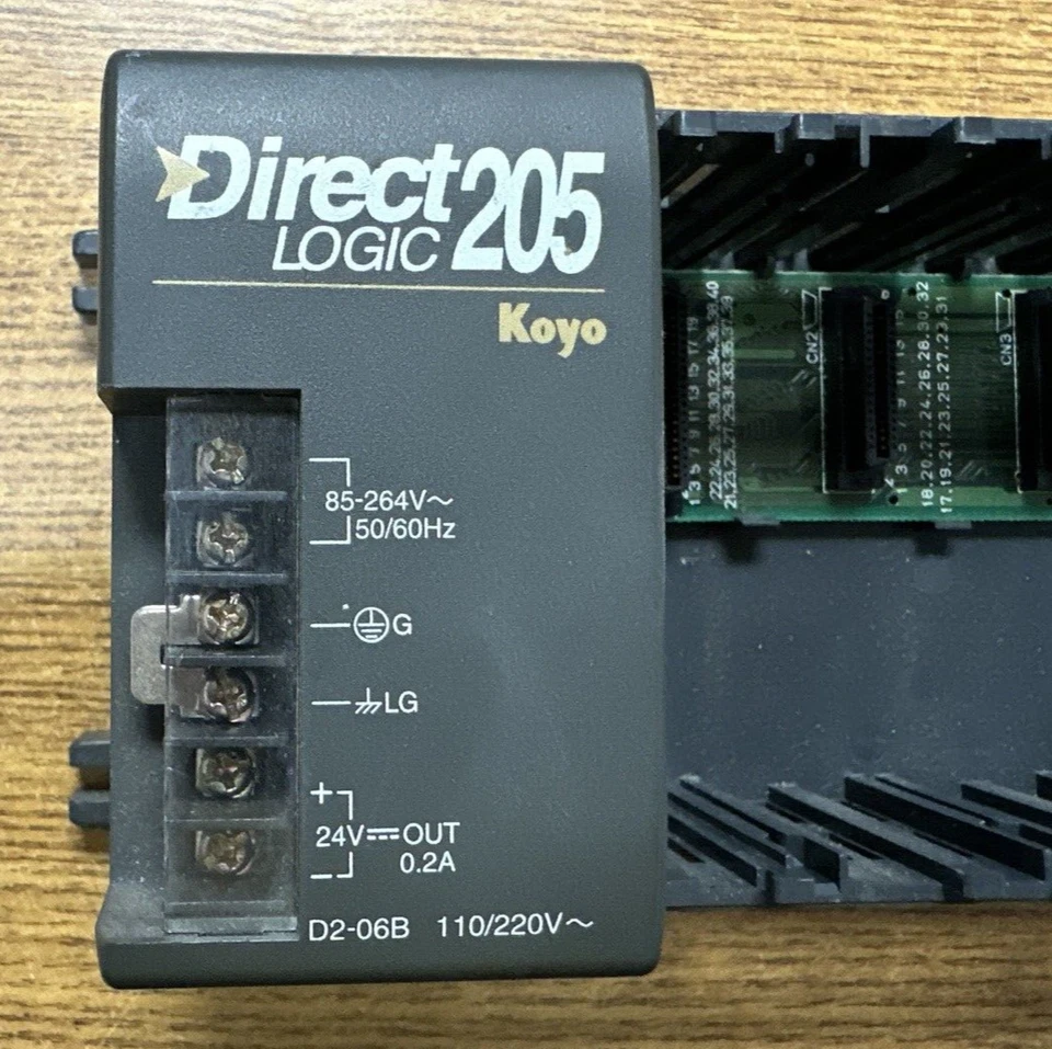 AUTOMATION DIRECT D2-06B DIRECT LOGIC 205 KOYO 6-SLOT CHASSIS **USED GUARANTEED* - Image 3 of 4