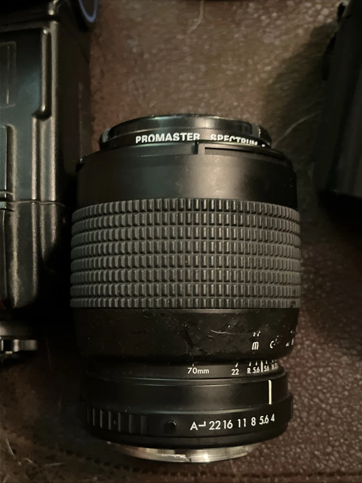 Pentax ZX-5 35mm Film SLR Camera Kit w/ 4 Lenses, Pronaster flash, Strap Nice!! - Image 4 of 4