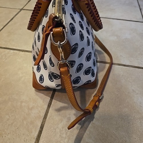 Dooney & Bourke Penn State University PSU White Geldbörse RAR - Top Zustand! - Bild 7 von 22