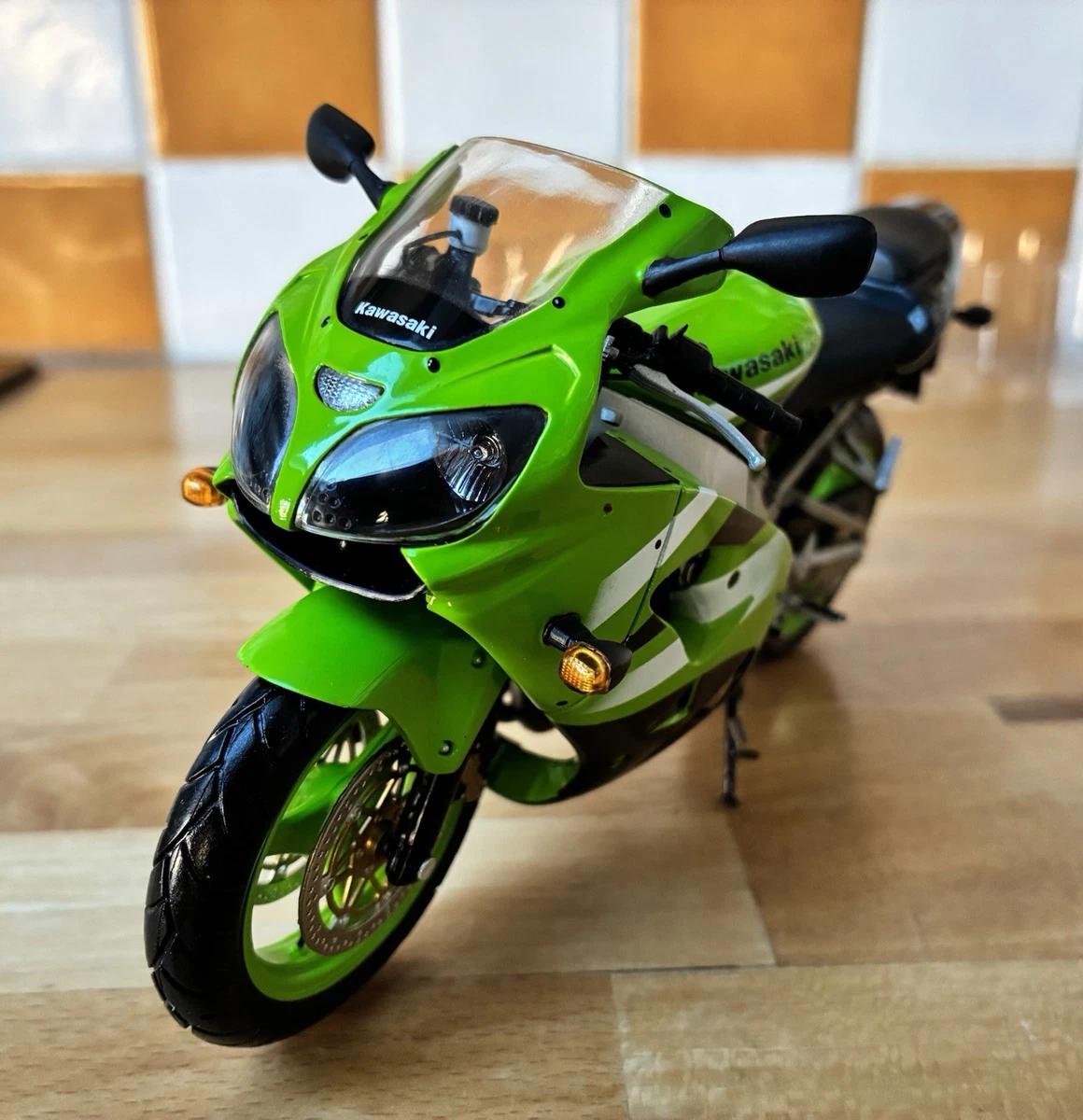 Maquette Moto Aoshima 1/12 Kawasaki 750 ZII | Achetez sur