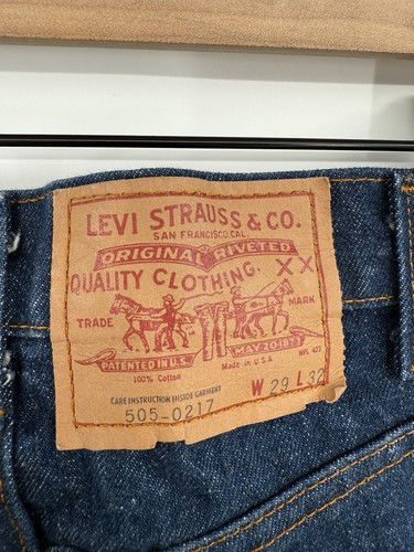 Vintage Levis 505 0217 Mens Jeans 26x32 Straight Leg Dark Wash Denim USA Made - Picture 3 of 6