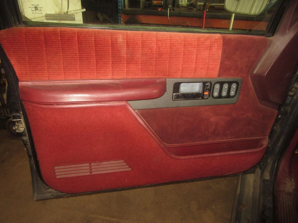 Used ABS Modulator Valve fits: 1994 Chevrolet 1500 PICKUP Isolation Dump Valve G Foto 3 de 4