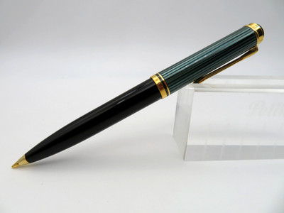 Vintage Pelikan Germany D600 Dreh-Bleistift Grün Schwarz Top Zustand 0,5mm