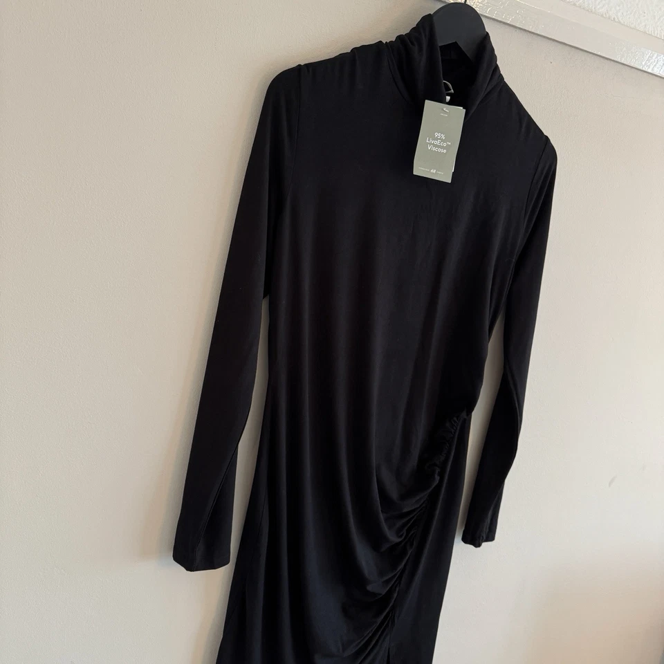 BNWT H&M Black Long Sleeve SIZE 16 UK Stretch Knee Dress W3 - Image 2 of 4