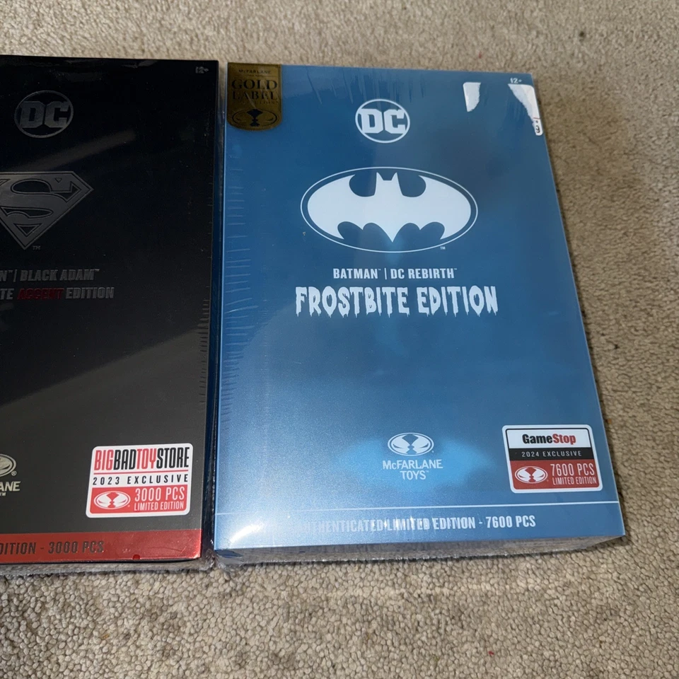 NUEVO LOTE BBTS MCFARLANE DC MULTIVERSE BATMAN/SUPERMAN FROSTBITE GAMESTOP  Foto 3 de 3