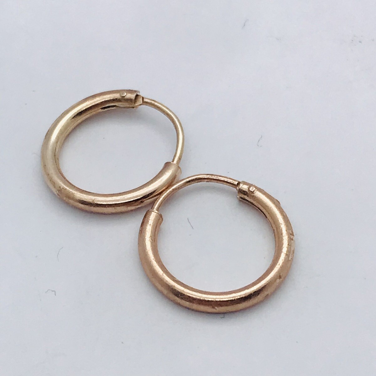 925 STERLING SILVER MARKED ROSE GOLD TOP MINI HOOP EARRINGS FINE  JEWELRY