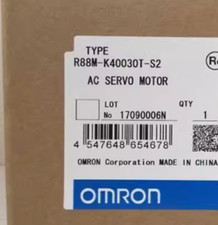 NEW OMRON R88M-K40030T-S2 Servo Motor