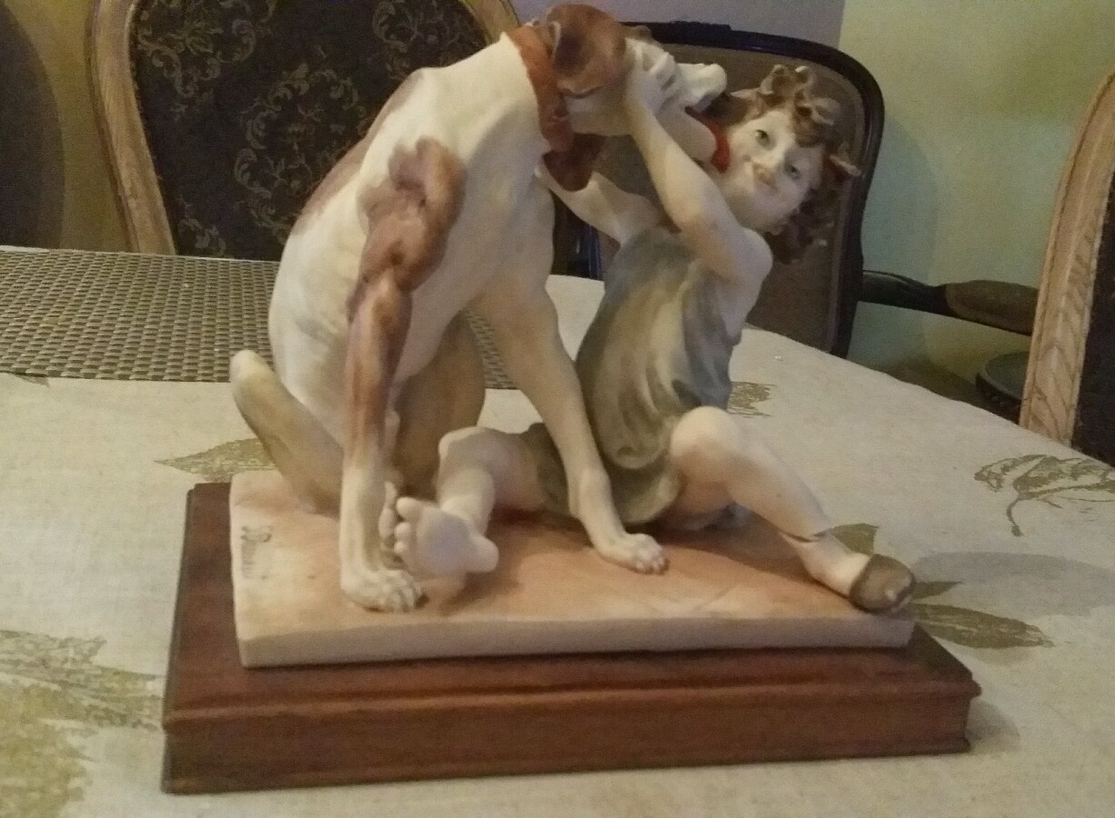 Picture 1 of 6