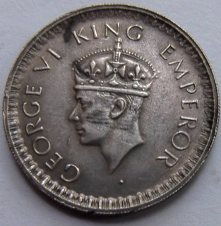 British India 1/2 rupee 1945 L KM547 50% silver .0937 oz Lahore mint XF
