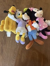 Disney Plush Set Lot of 4 Minnie Mouse, Donald Duck, Pluto, Goofy