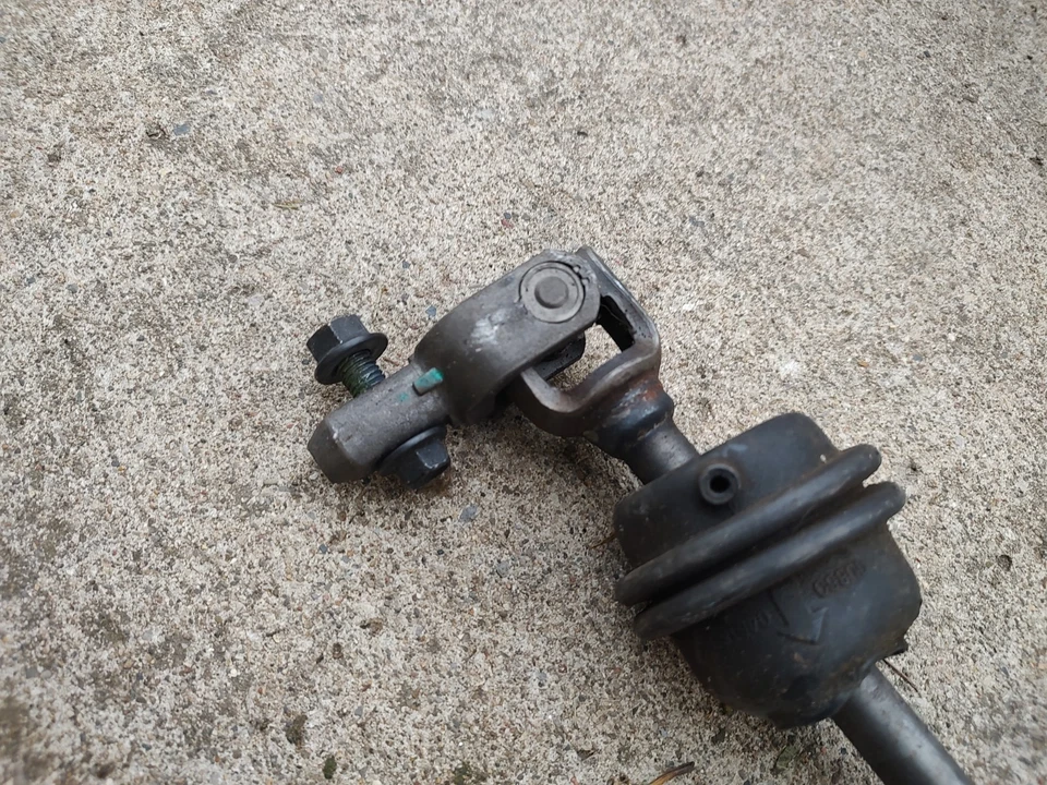 05-13 CHEVROLET CORVETTE C6 CONJUNTO DE EJE DE COLUMNA DE DIRECCIÓN INTERMEDIA OEM JT5 Foto 4 de 4