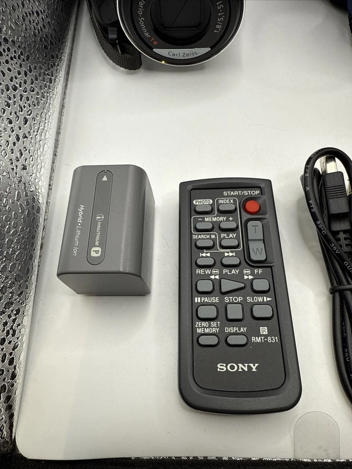 Sony Handycam DCR-SR90E HDD Camcorder + Case - Tested Working - Image 2 of 4