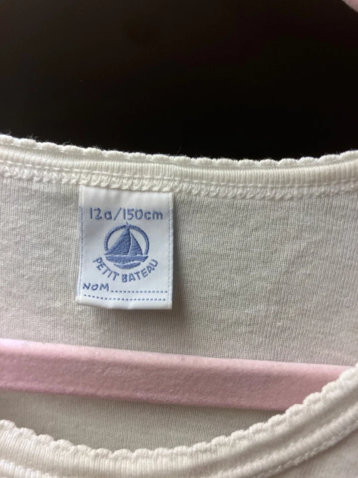 Regata Petit Bateau Algodão Branco – Tamanho 12A/150cm – Feita na França - Imagem 2 de 3
