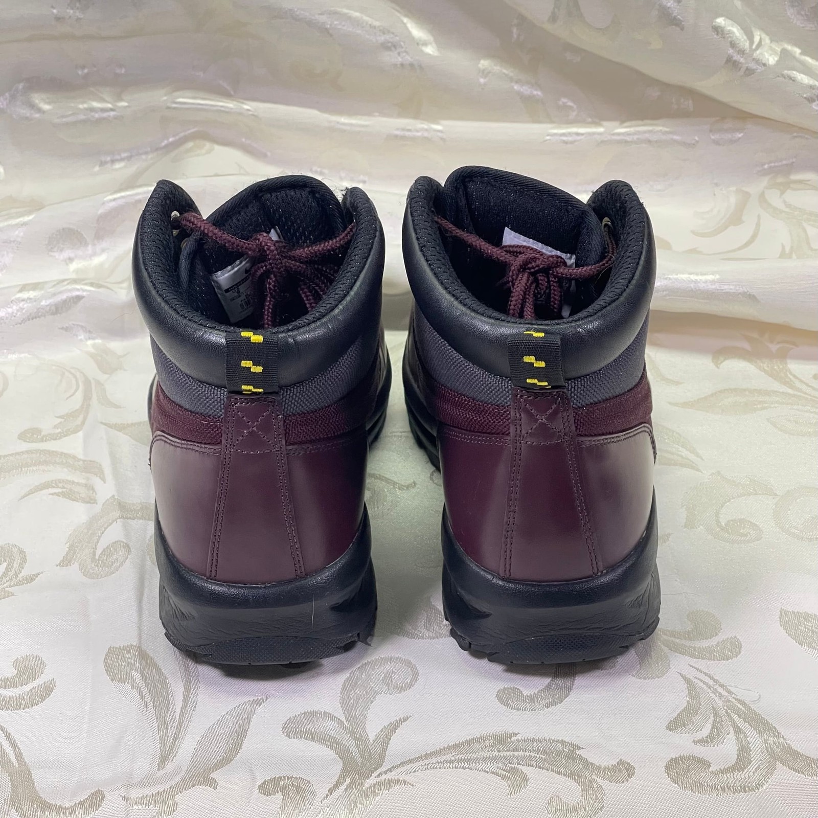 Nike Manoa Deep Burgundy/Anthracite Boots 472780 600 Mens Size US 9