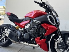 2024 Ducati Diavel V4 Red 