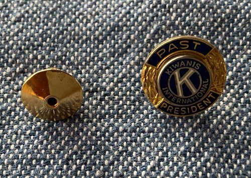 Vintage Kiwanis International Past President Award Lapel Pin