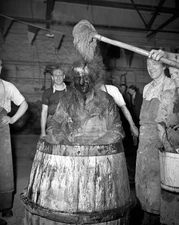 Albert Stokes from Battersea South London an apprentice cooper- 1952 Old Photo