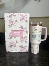 THE STANLEY X LOVE SHACK FANCY QUENCHER 40oz ROSA BEAUX PINK FREE SHIP BRAND NEW