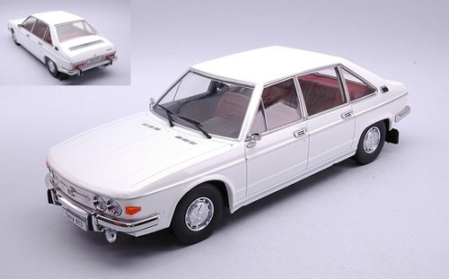 MODELLINO AUTO EPOCA STATICO DIECAST TATRA 613 1979 BIANCO MODELLISMO SCALA 1:18 - Foto 1 di 5