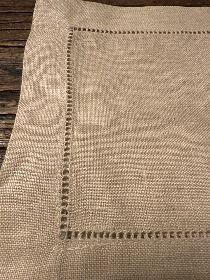 Sferra Coral Linen Cocktail Napkins Set of 4 ~ 6 1/4 X 9" ~ NEW - Image 2 of 2