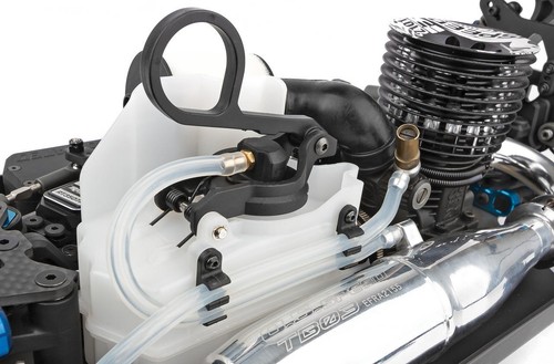 NEW Associated RC8B4.1 1/8 Scale 4WD Nitro Competition Buggy Kit FREE US SHIP - Picture 6 of 9