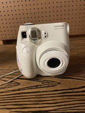 Fujifilm Instax Mini 7S White. Read description