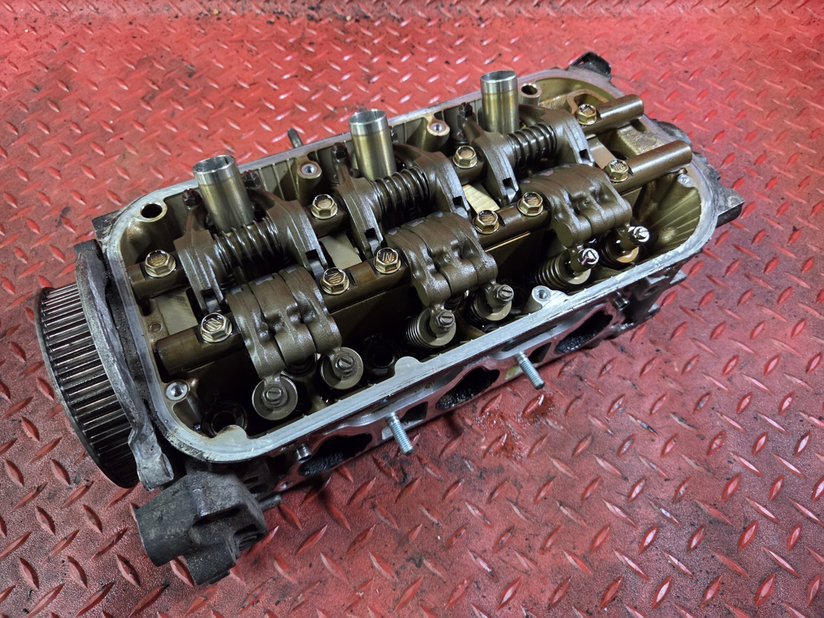 2003-2007 Honda Accord 3.0 Right Engine Cylinder Head 10005RCAA11