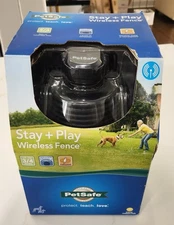 PetSafe Stay + Play Rechargeable Wireless Dog Fence 3/4 Acre PIF00-12917