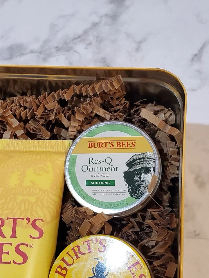 Burt’s Bees Juego de Regalo Clásico, 6 Piezas Productos en Lata de Regalo Foto 4 de 4