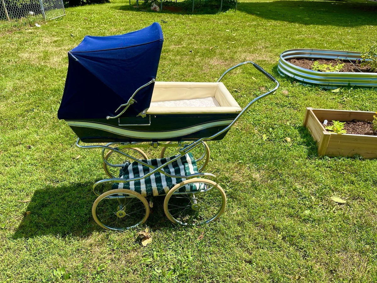 Vintage Silver Cross English Corniche Pram Stroller