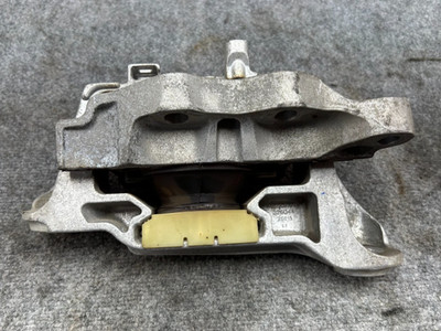 FORD MAVERICK XLT 22-24 OEM AWD 2.0L L4 FRONT ENGINE MOUNT SUPPORT BRACKET 55K