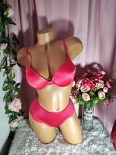 Victoria's Secret Bra And Panty Set 34B/Small Read Description 