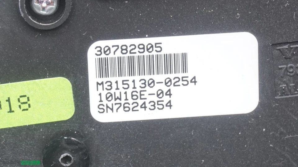 2010 Volvo XC60 Automatic A/C Heater Climate Control Switch Black 30782905 OEM - Image 4 of 4