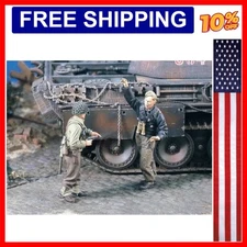 1/35 Scale Die-Cast Resin Figure Model Kit WWII Tanker Captured 2 Figures (No...