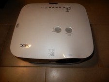 NEC NP1000 XGA LCD Multimedia Projector 3500 Lumens
