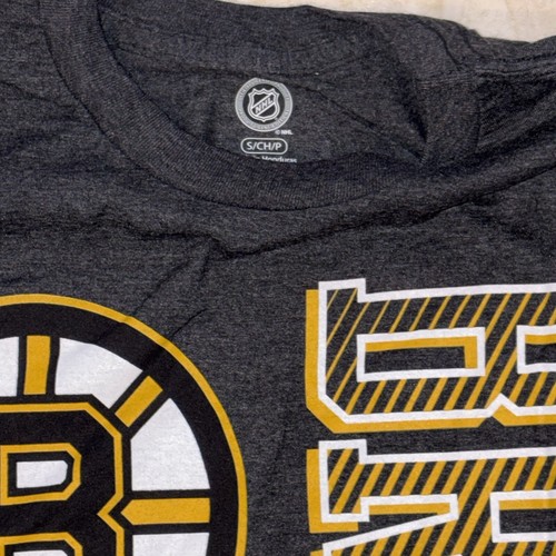 NHL Boston Bruins Graphic T-Shirt Small Established 1924 Charcoal Heather NWT - Picture 4 of 5