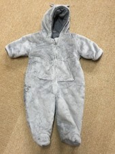GRAUER SCHNEEANZUG 3-6 MONATE