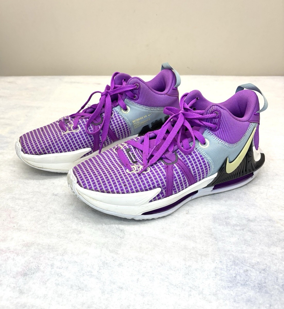 Size 9 - Nike LeBron Witness 7 Fuchsia Dream for sale online | eBay