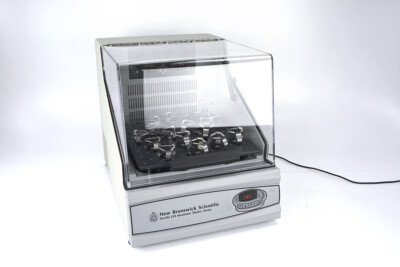 New Brunswick Eppendorf Excella E24 Innova 40 Incubator Shüttler Shaker Inkubato