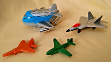 AIRPLANE LOT 4 JET USAF F834 AIR FORCE ONE FRICTION CCC PLASTIC RUBBER PLANE.