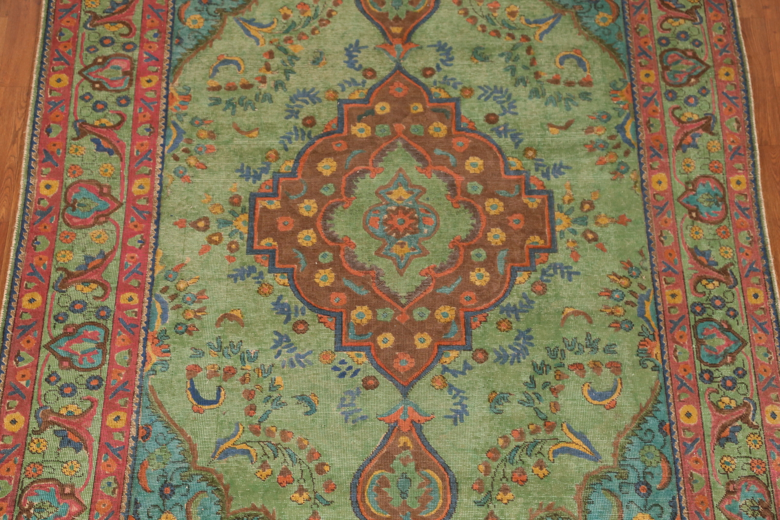Picture 4 of 21