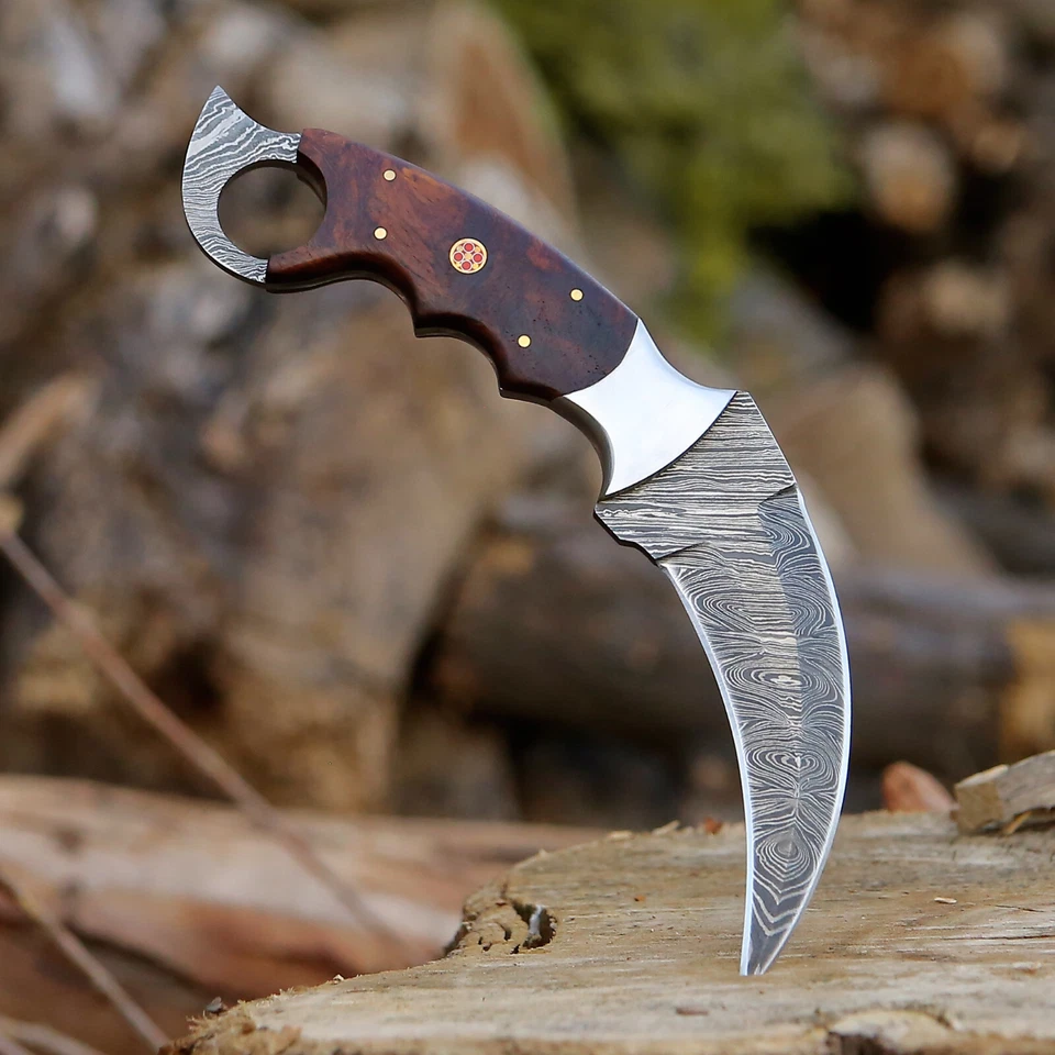 Cuchillo desollador de caza Karambit de acero Damasco con mango de palo de rosa cuchillo de camping Foto 2 de 4