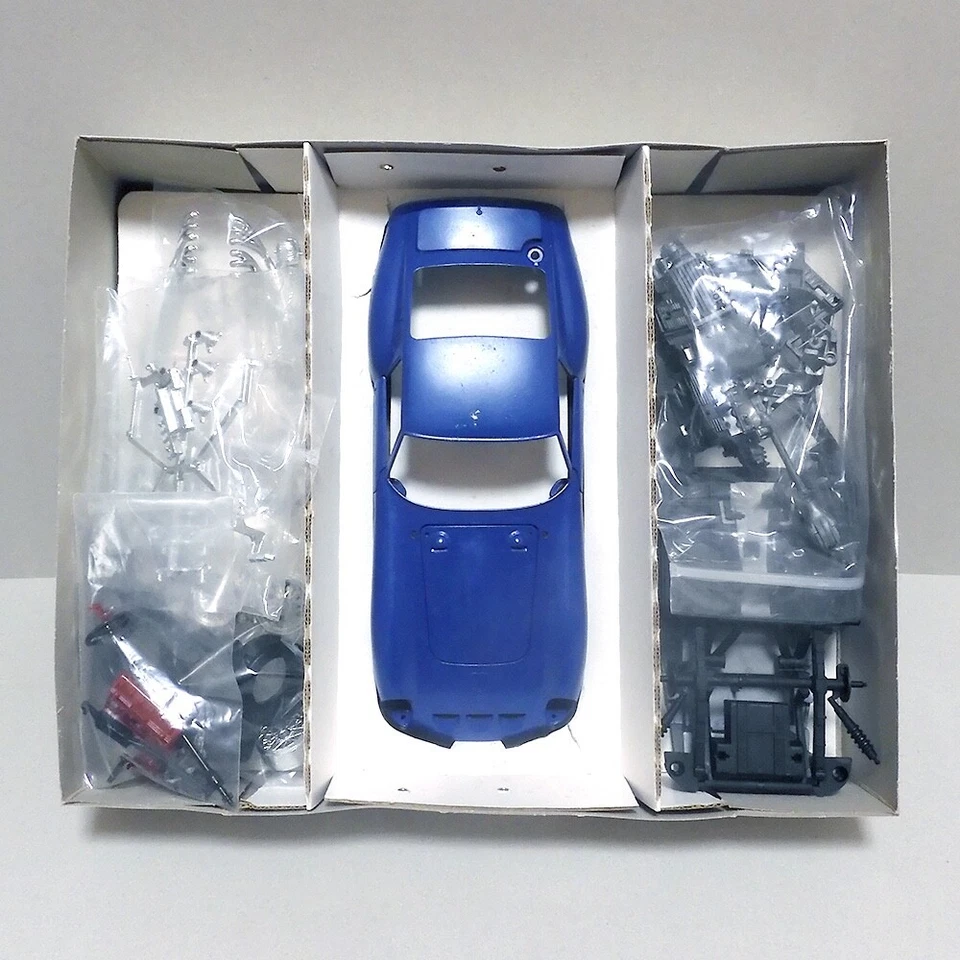 Burago Ferrari 250 GTO Nurburgring Die Cast Metal Scale Model Kit 1:18 #7011 - Imagen 2 de 4