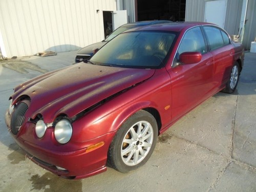 02 JAGUAR S TYPE 3.0L FUSE BOX IN TRUNK NEXT TO BATTERY 87362 - Bild 6 von 12