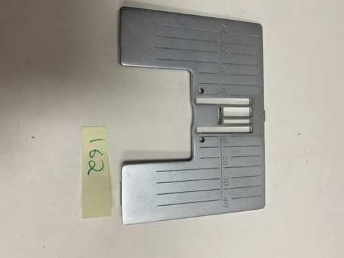 Viking Husqvarna Genuine Zig Zag Needle Plate For Sapphire 830/850/870 Diamond - Picture 3 of 3