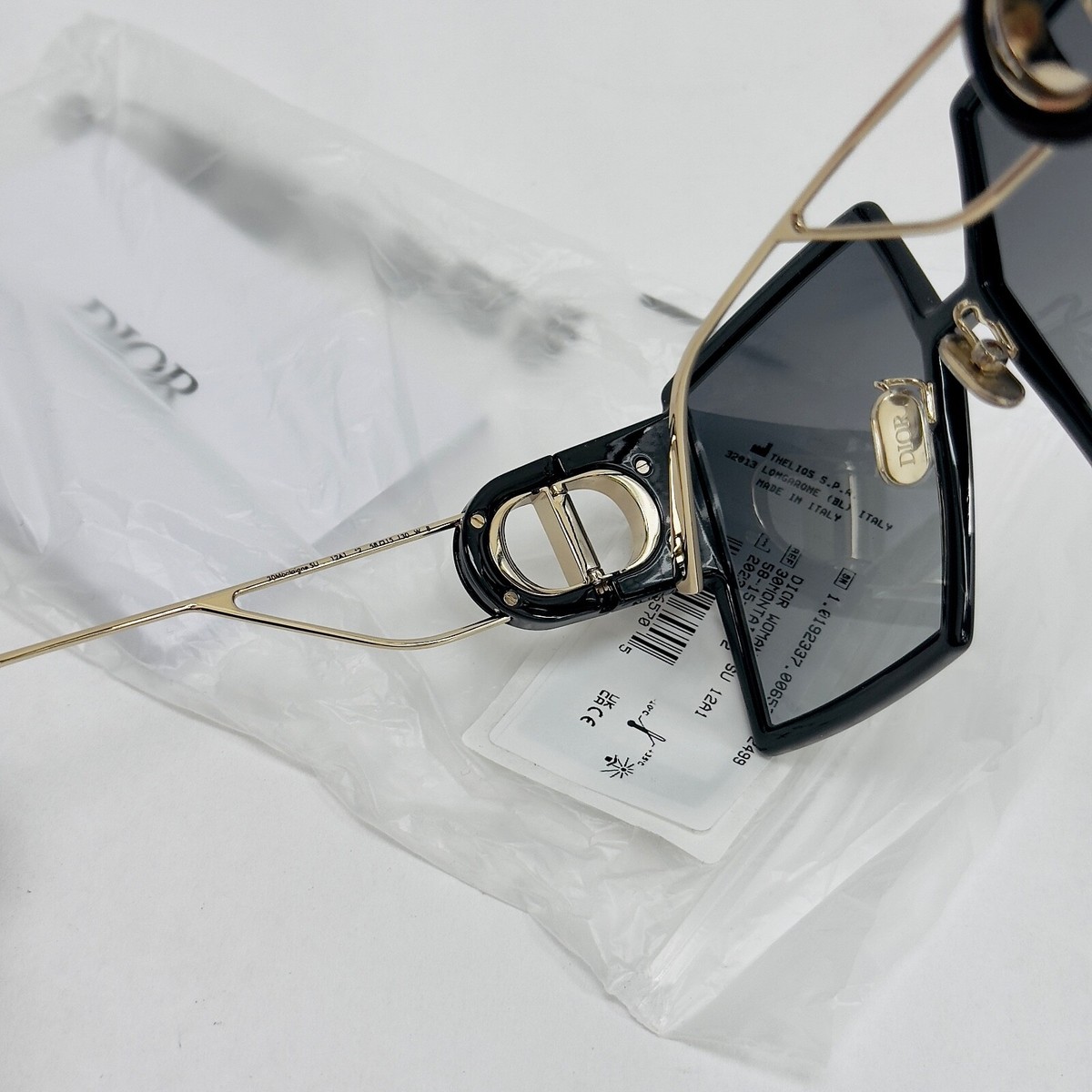 CHRISTIAN DIOR MONTAIGNE Black Gold 30Montaigne SU Oversized CHRISTIAN DIOR MONTAIGNE Black Gold 30Montaigne SU Oversized