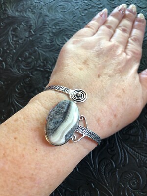 Banded Agate Stone Black White Modern Bangle Bracelet fits wrist 7-8'' Artisan